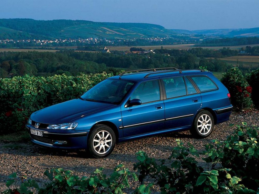 Peugeot 406 универсал, 1999–2004, 1 поколение [рестайлинг], 1.8 MT (116 л.с.), характеристики