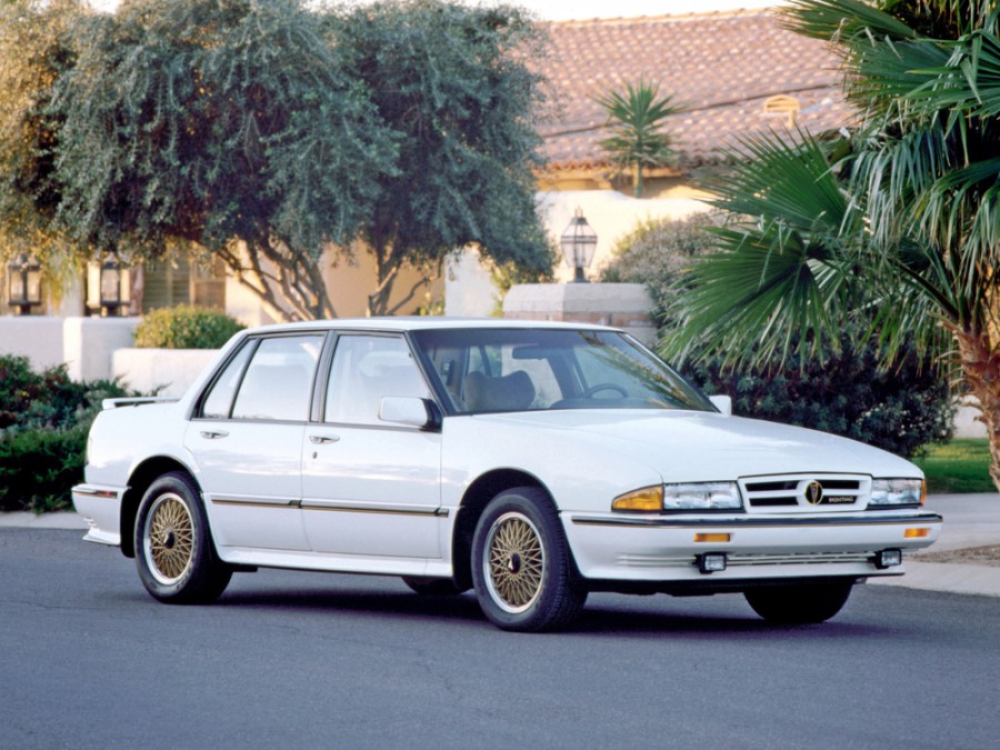 Pontiac Bonneville седан, 1987–1991, 7 поколение, 3.8 AT (167 л.с.), характеристики