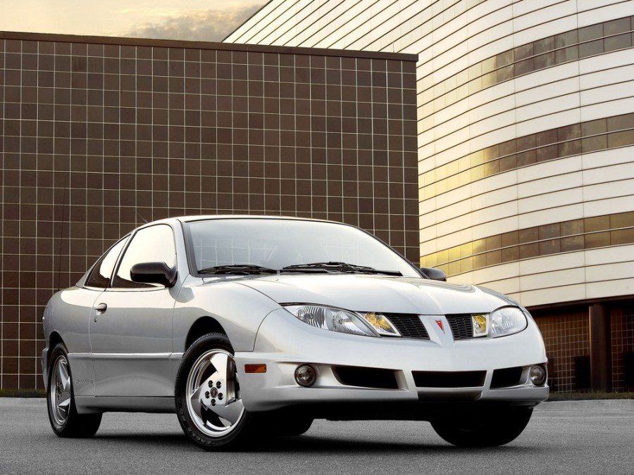 Pontiac Sunfire купе, 2003–2005, 1 поколение [2-й рестайлинг] - отзывы, фото и характеристики на Car.ru