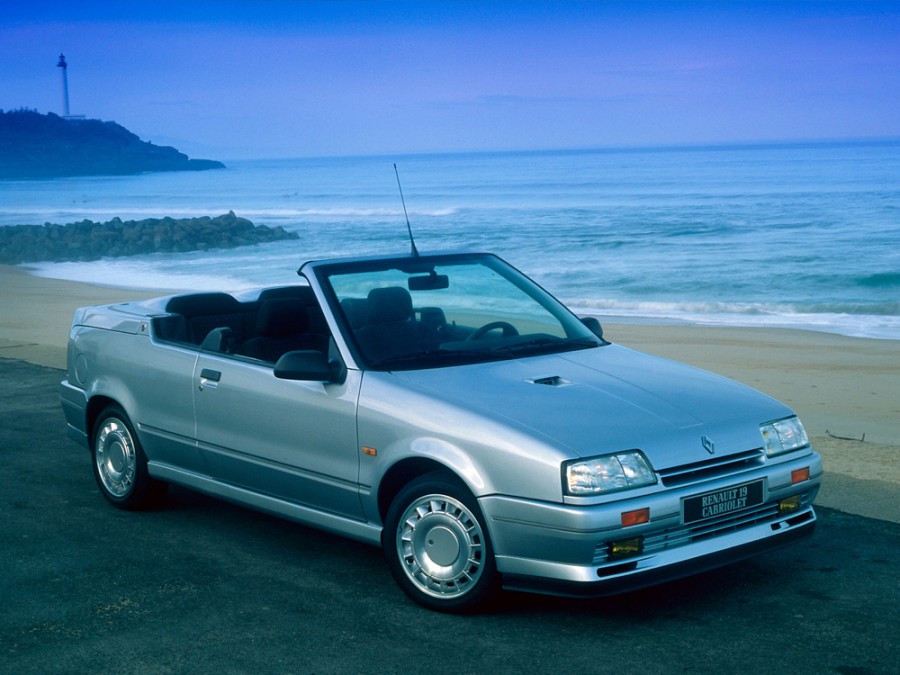 Renault 19 кабриолет, 1988–1992, 1 поколение - отзывы, фото и характеристики на Car.ru