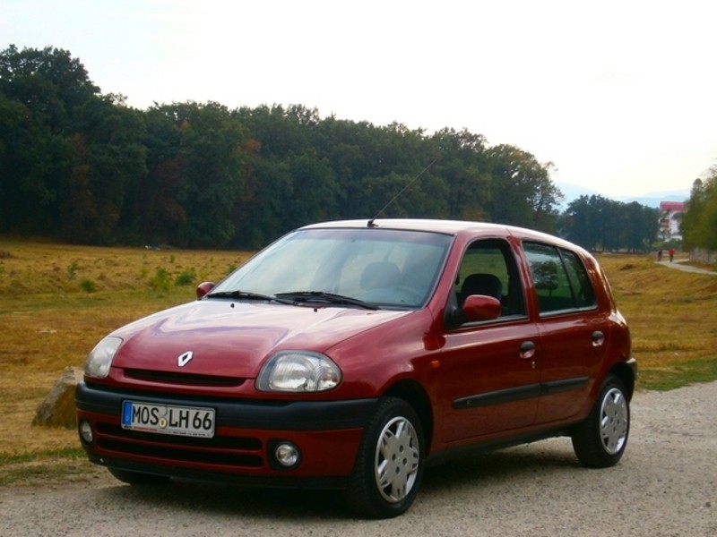 Renault Clio хетчбэк 5-дв., 1998–2005, 2 поколение, 1.1 MT (60 л.с.), характеристики