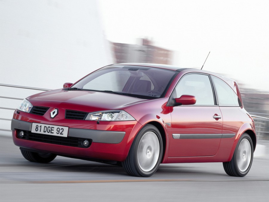 Renault Megane хетчбэк 3-дв., 2002–2006, 2 поколение, 1.6 MT (115 л.с.), характеристики