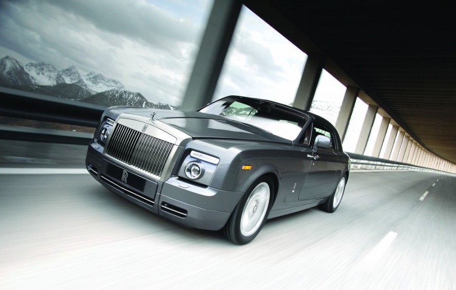 Rolls-royce Phantom Coupe купе, 2008–2012, 7 поколение [рестайлинг], 6.7 AT (460 л.с.), характеристики