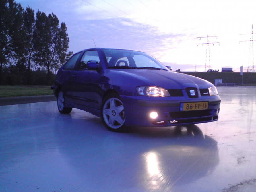 Seat Cordoba седан, 1999–2003, 2 поколение, 1.4 MT (75 л.с.), характеристики