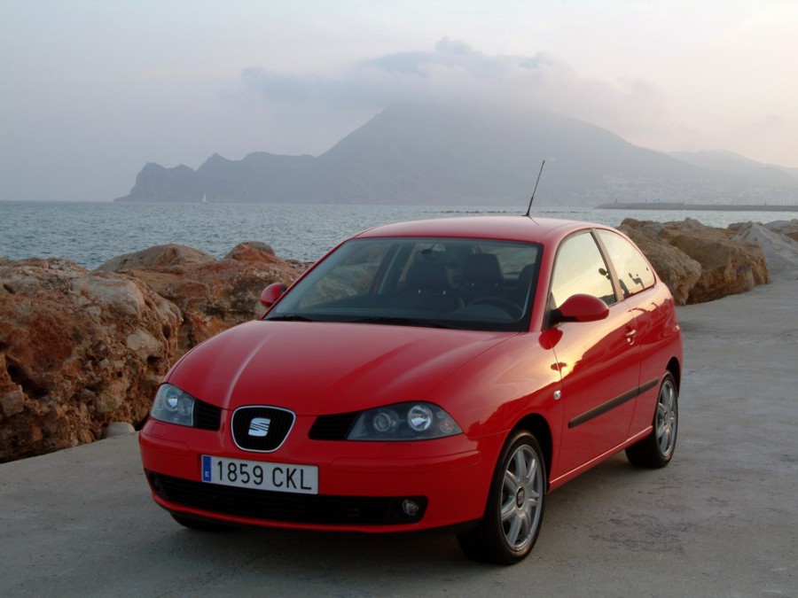 Seat Ibiza хетчбэк 3-дв., 2002–2006, 3 поколение, 1.2 MT (64 л.с.), характеристики