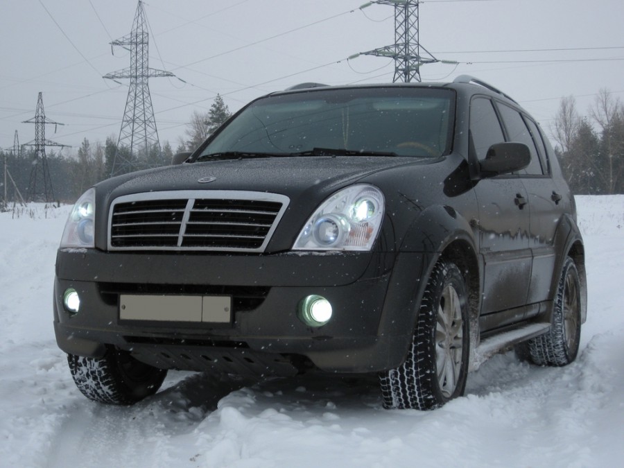 Ssangyong Rexton внедорожник, 2006–2012, 2 поколение - отзывы, фото и характеристики на Car.ru
