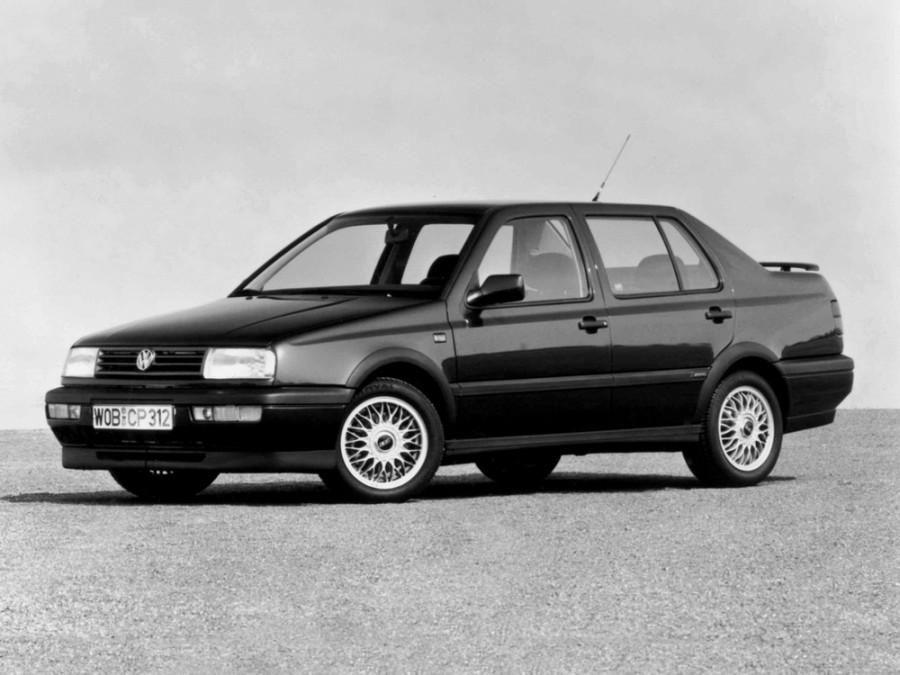 Volkswagen Jetta седан, 1992–1998, 3 поколение, 1.6 MT (75 л.с.), характеристики