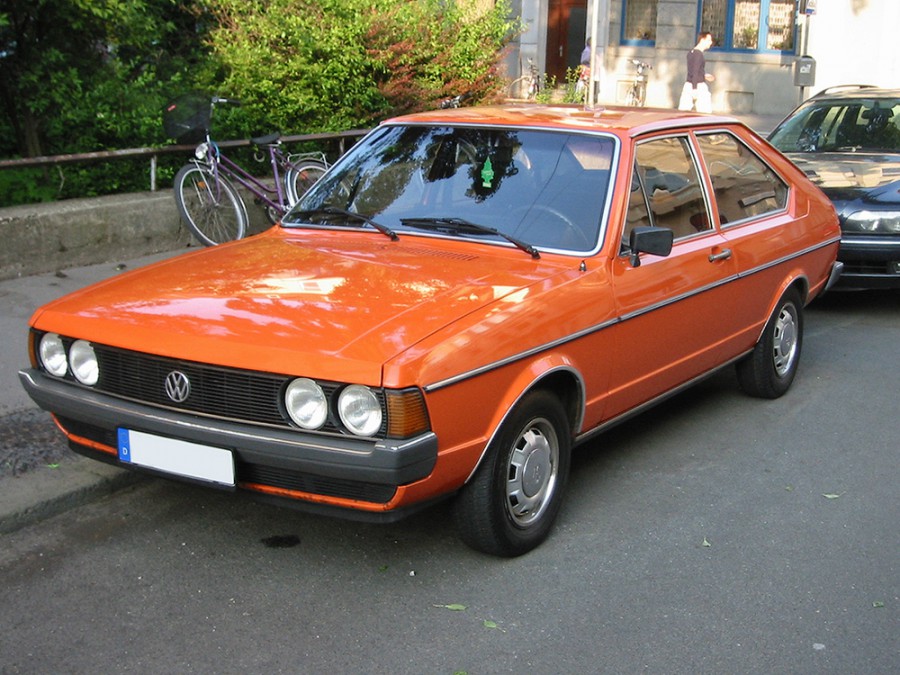 Volkswagen Passat фастбэк 2-дв., 1977–1981, B1 [рестайлинг], 1.3 MT (55 л.с.), характеристики