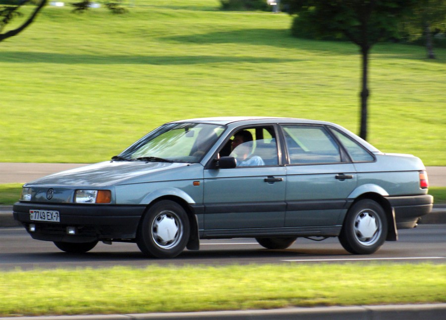 Volkswagen Passat седан, 1988–1993, B3, 2.8 VR6 MT (174 л.с.), характеристики