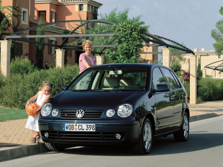 Volkswagen Polo хетчбэк 5-дв., 2001–2005, 4 поколение - отзывы, фото и характеристики на Car.ru