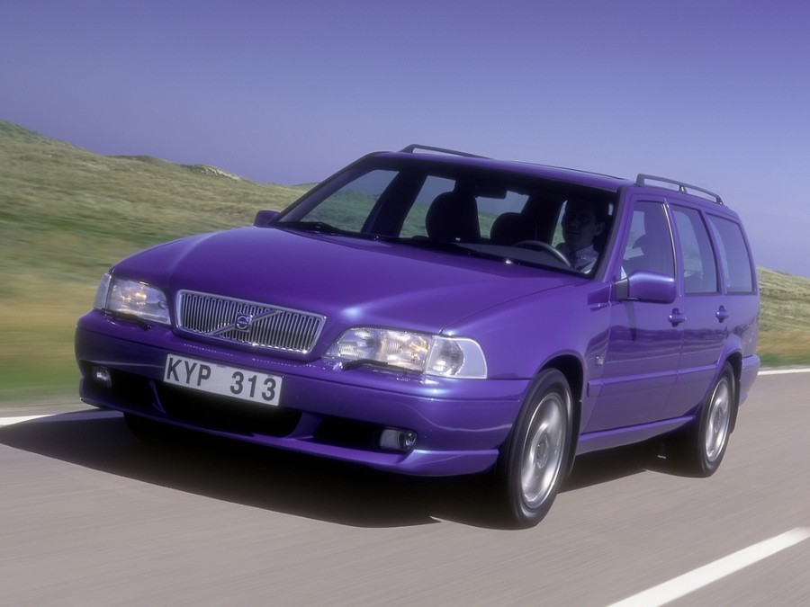 Volvo V70 R универсал, 1997–2000, 1 поколение, 2.3 T AT (240 л.с.), характеристики
