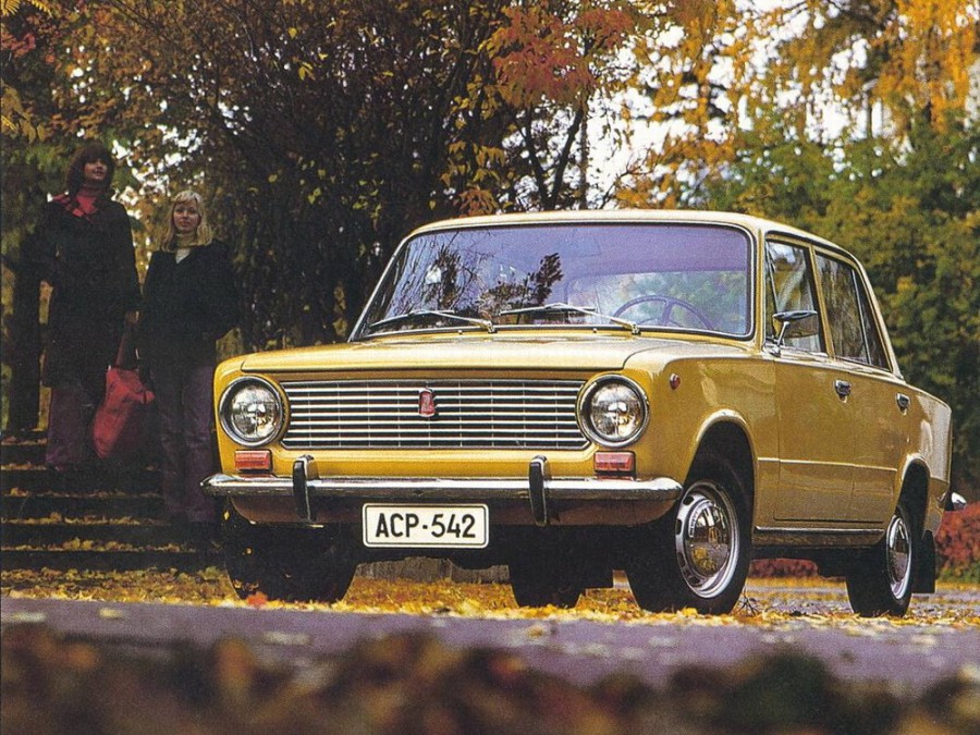 Lada 2101 седан, 1970–1988, 1 поколение, 2101 (64 л.с.), характеристики