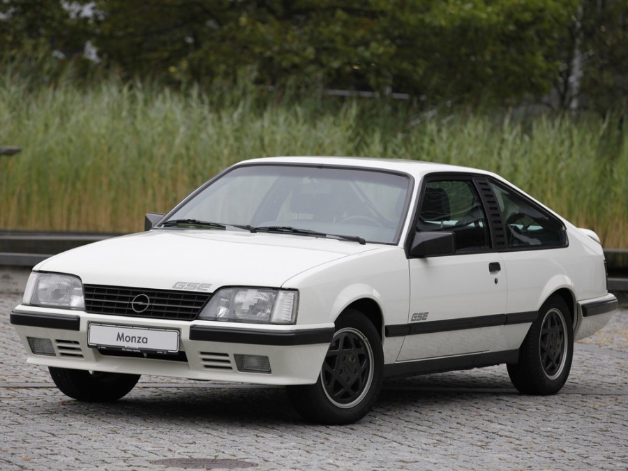 Opel Monza GSE купе 3-дв., A2 - отзывы, фото и характеристики на Car.ru