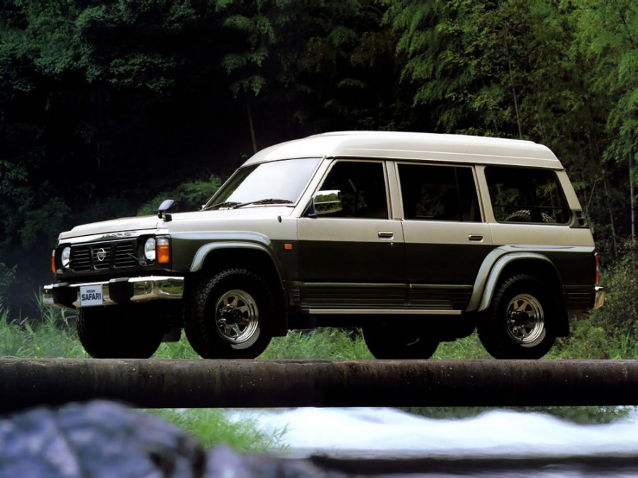 Nissan Safari Station Wagon High Roof внедорожник 5-дв., 1987–1997, 161, 4.2 D 4WD AT (145 л.с.), характеристики