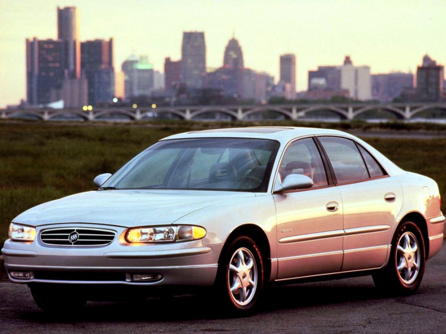 Buick Regal седан, 1997–2004, 4 поколение - отзывы, фото и характеристики на Car.ru