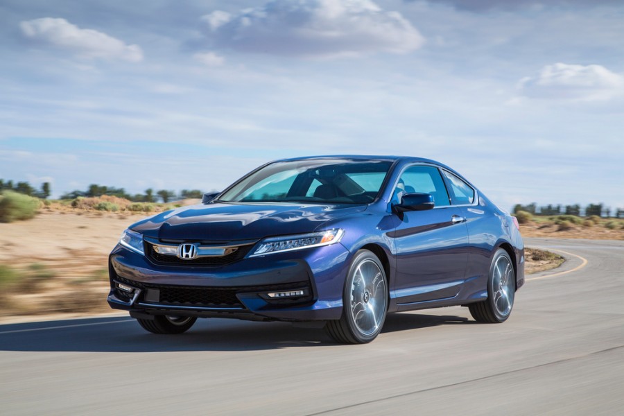 Honda Accord купе, 2015–2018, 9 поколение [рестайлинг], 2.4 MT (185 л.с.), характеристики