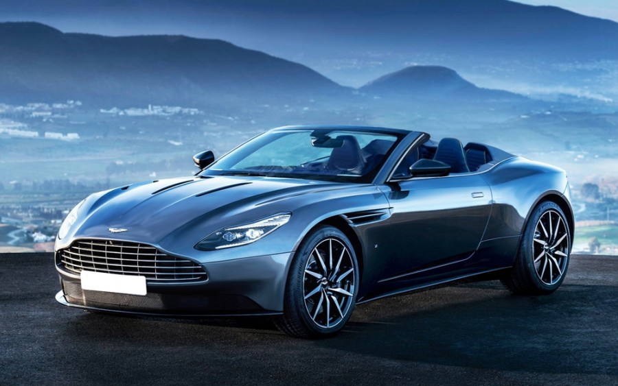 Aston Martin DB11 Volante кабриолет, 2016–2018, 1 поколение - отзывы, фото и характеристики на Car.ru