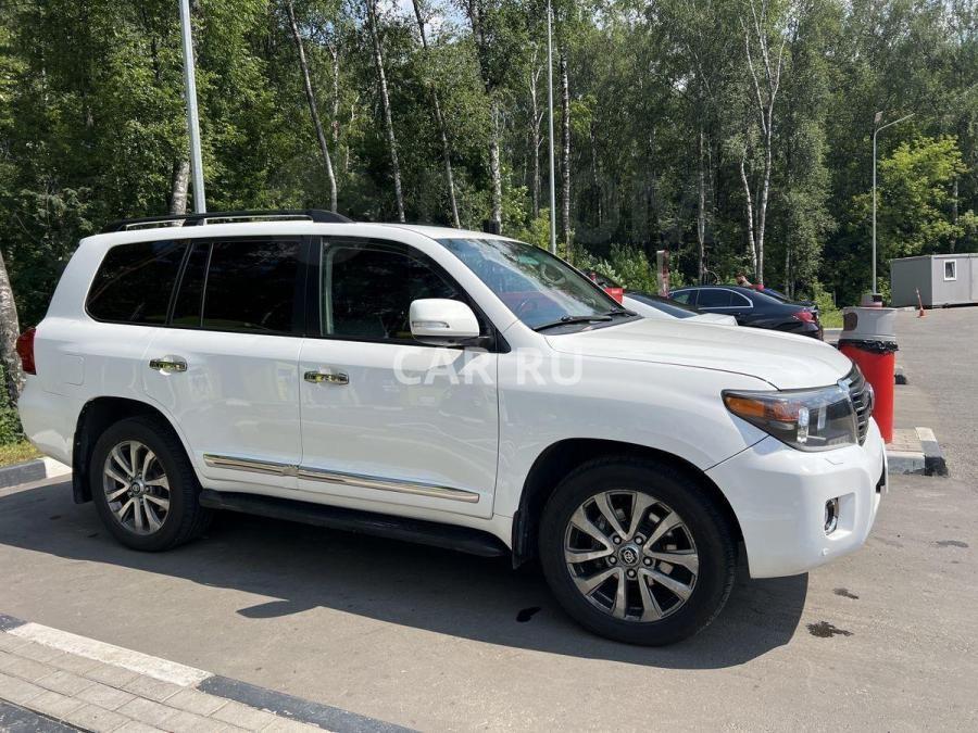 Toyota Land Cruiser 200, Москва