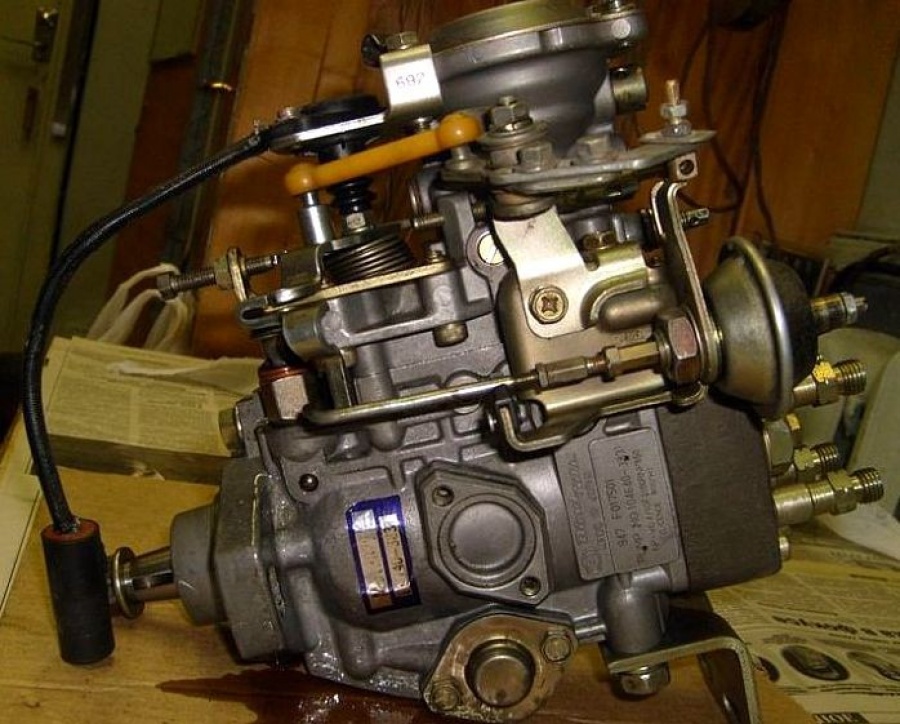 Ремонт дизельного ТНВД распределительного типа 4D56/4M40 Bosch VE