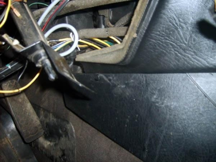 Замена радиатора отопителя (печки) Audi 80 - кардинальный метод!